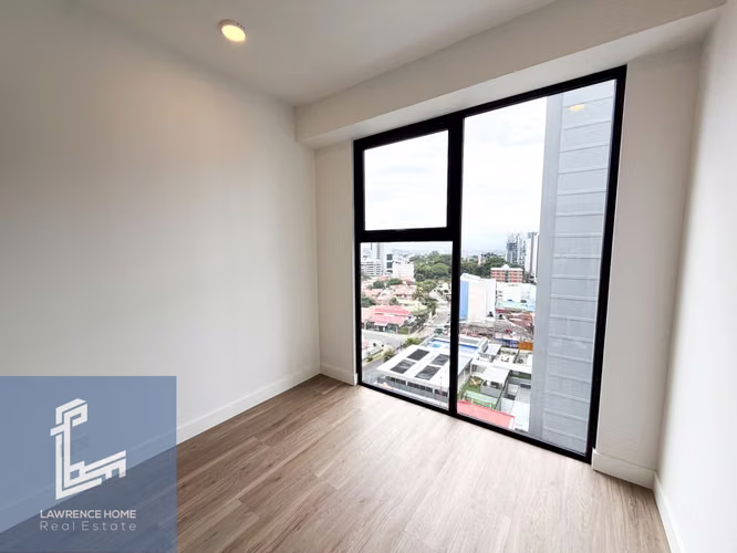 APARTAMENTO DE LUJO  - Imagen 11