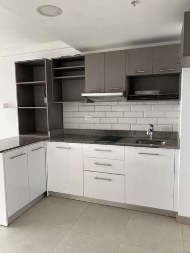 Torre Ifreses | 40 m², Balcón y Vista al Irazú