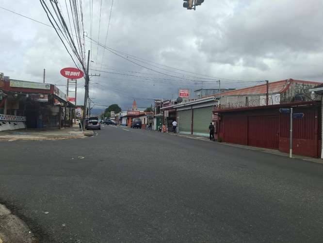 SE VENTE PROPIEDAD EN MORAVIA CENTRO PARA DESARROLLO COMERCIAL Y/O RESIDENCIAL - Imagen 3