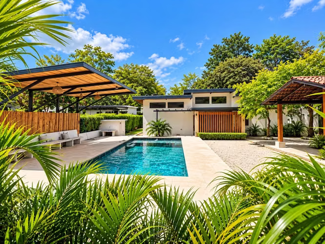 VACATION RENTAL | FURNISHED PROPERTY WITH POOL & GUEST HOUSE. TAMARINDO, GUANACASTE