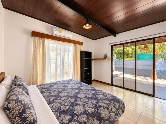 RENTA VACACIONAL | PROPIEDAD AMUEBLADA CON PISCINA Y CASA DE HUÉSPEDES. TAMARINDO, GUANACASTE - Imagen 16