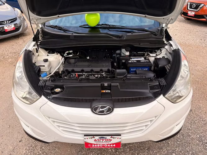 HYUNDAI TUCSON GLS-2013-AUTO-SHIFT TRONIC-4X2 7.875.000 - Imagen 8