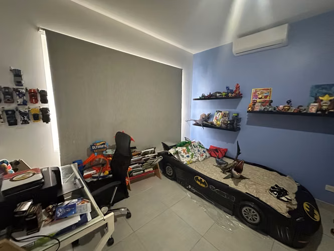 VENTA DE HERMOSA CASA CON TERRAZA EN LA ARBOLEDA, BELEN - Imagen 12