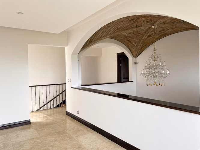 SPECTACULAR HOUSE IN ESCAZU IN GATED COMMUNITY - Imagen 13