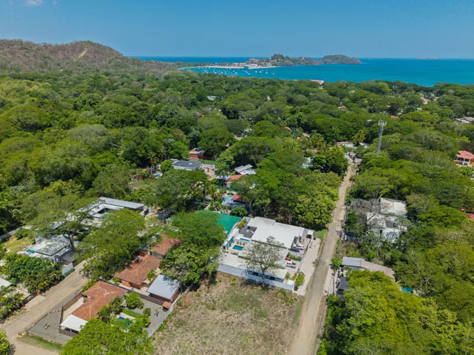 Best Value Single Family Home in Playa Potrero - Imagen 8