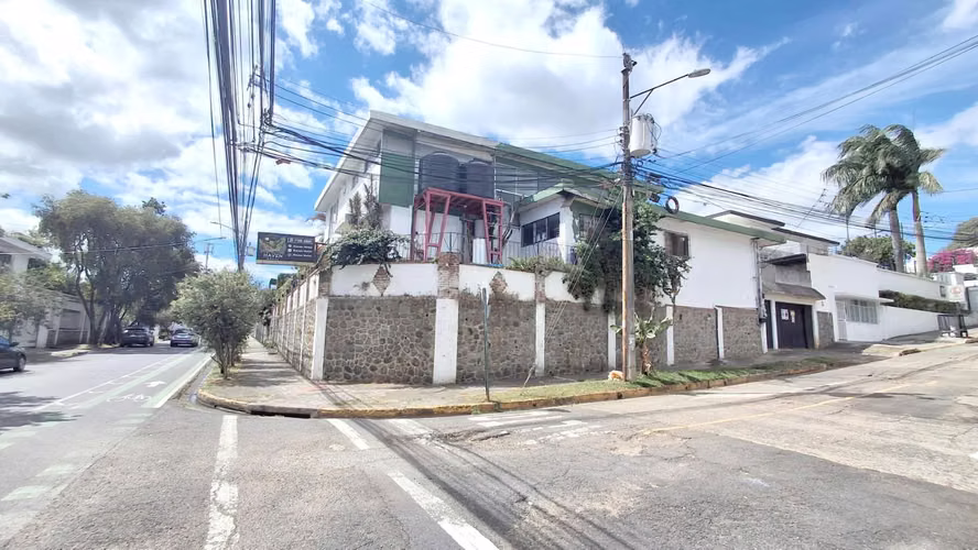 Local Comercial San Pedro - Imagen 1