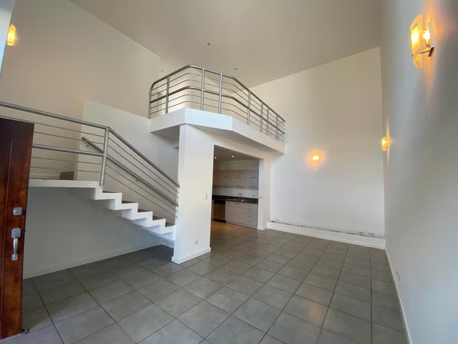 Condominio con 4 Unidades - Imagen 8