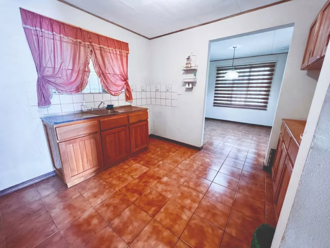 Venta Casa rodeada de bosque 6000 m², Santa Bárbara de Heredia (PA) - Imagen 7