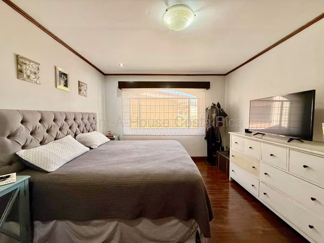 Casa en venta en Ayarco Este | 3 habitaciones y jardín - Imagen 11