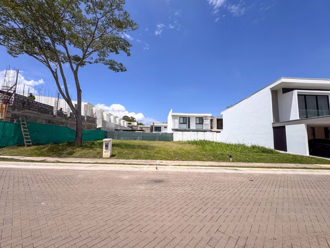 Lotes en venta en Santa Ana Urbano | 160 m² | $138,000