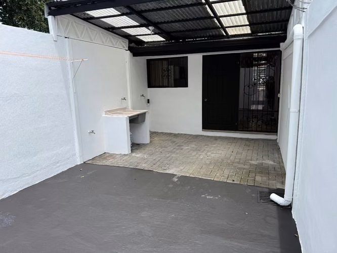 Lindo Apartamento Remodelado en Zapote - Imagen 14