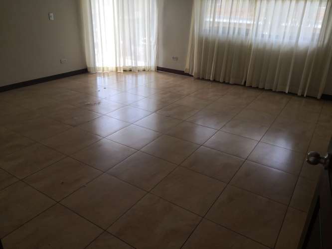 Casa en venta en Pozos | 381 m² lote | 3 habitaciones + jardín - Imagen 7
