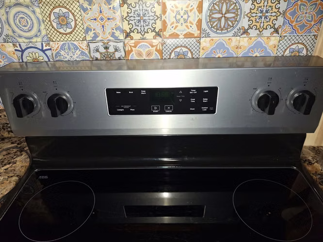 Se vende cocina ,muy poco uso - Imagen 2