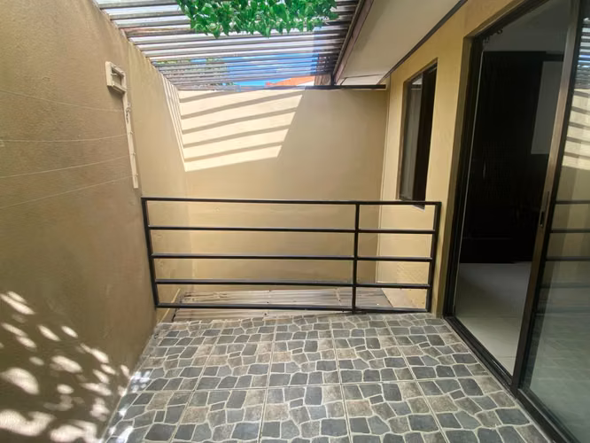 78436 / Casa moderna / Tres Ríos / Residencial Monserrat / Seguridad / Alta plusvalía - Imagen 6