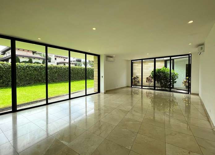 Venta Casa de Lujo en Valle del Sol | 452m² | 3 Habs + Campo Golf - Imagen 1