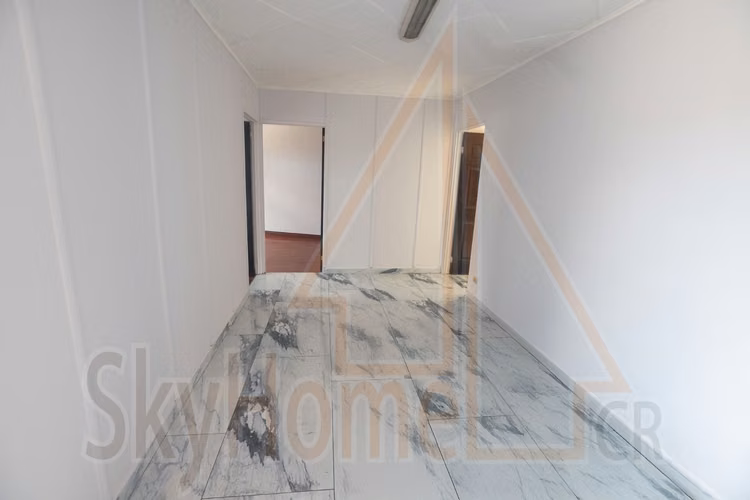 2001 / Propiedad en alquiler / Los Yoses / Esquinera / Uso de suelo mixto / Ideal para oficinas o local comercial 