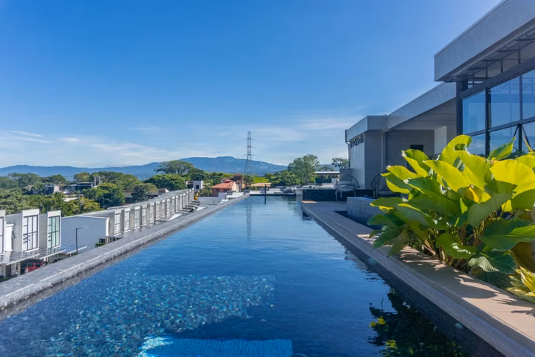 VENTA DE CASA EN CONDOMINIO BALI GUACHIPELÍN, SANTA ANA - Imagen 9