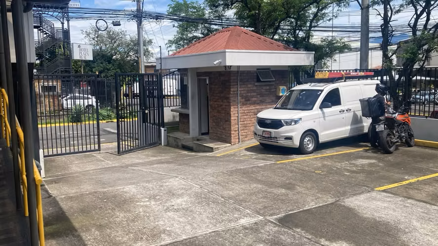 Alquiler oficina en La Uruca – 34 m² - Imagen 6