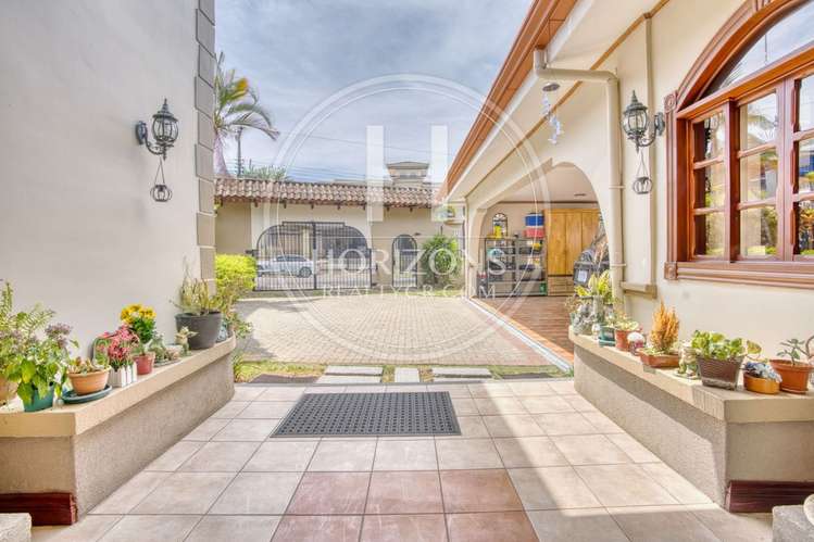 Venta Casa en Residencial Altamonte 4 Habitaciones Oficina Amplio Jardín 8 Parqueos NJA1341 - Imagen 19