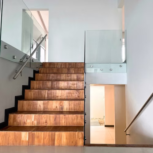 Casa + Aparta-estudio en Escazú | Alquilada en $3,500 | Lote 459m² - Imagen 14