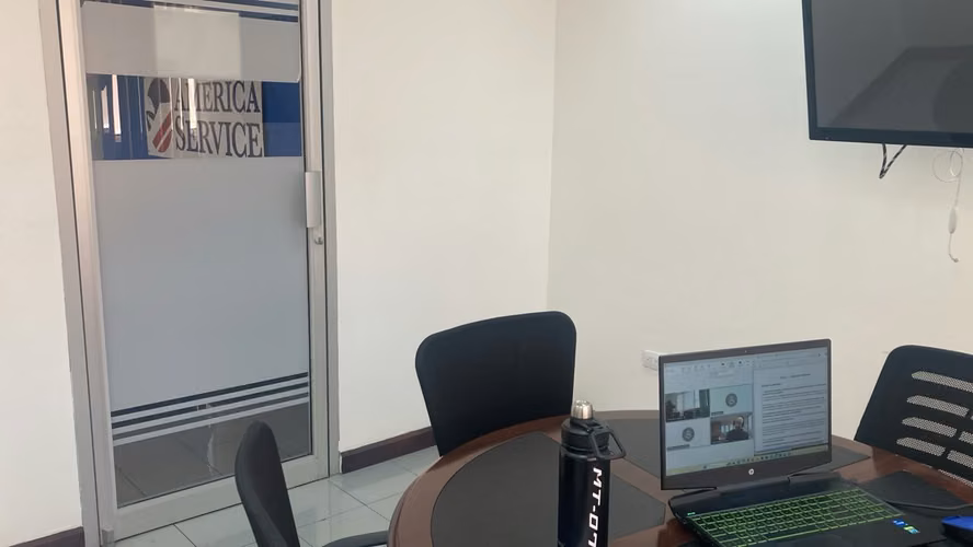 Alquiler oficina Uruca 219m2 (IVA Y MANT INCLUIDO) - Imagen 4