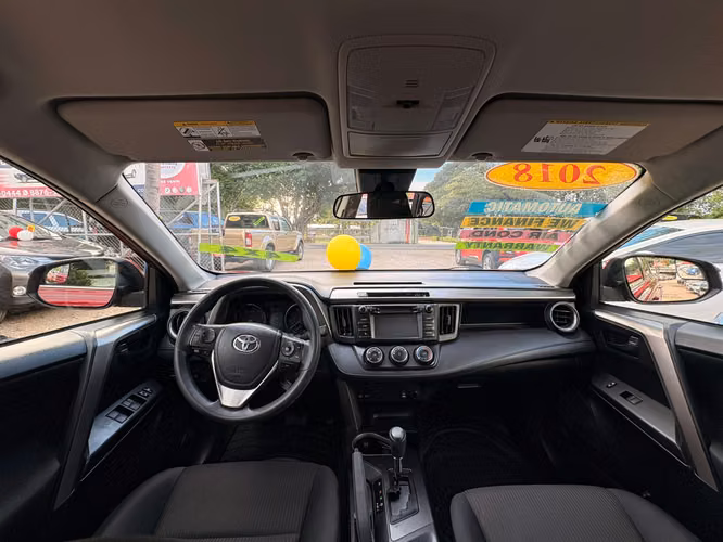 TOYOTA RAV4 LE-2018-AUTO-SHIFT TRONIC-