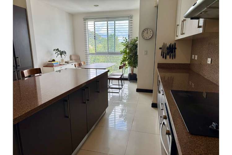 Penthouse de 223 m² con hermosas e impresionantes vistas a las montañas en Bosques de Escazú
