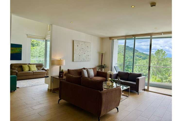 Penthouse de 223 m² con hermosas e impresionantes vistas a las montañas en Bosques de Escazú