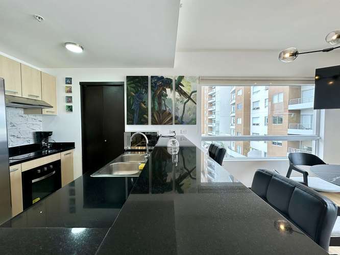 SE ALQUILA EXCLUSIVO APARTAMENTO EN LA SABANA, COMPLETAMENTE AMOBLADO