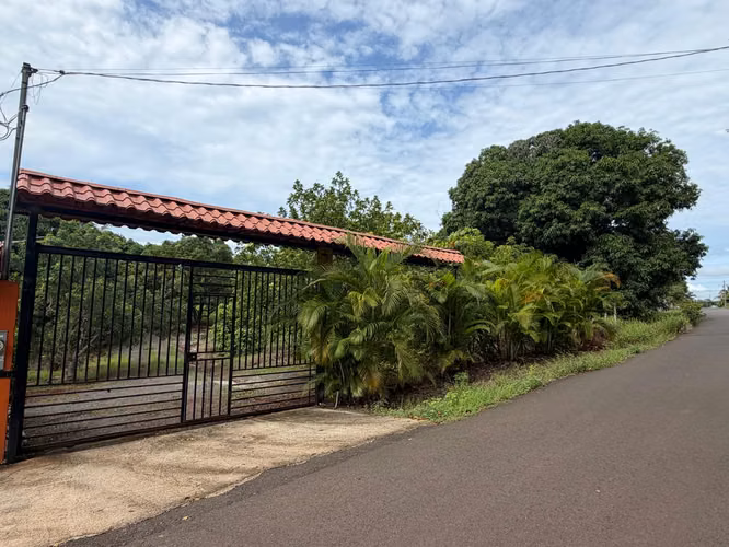 Casa de 2 cuartos con piscina, rancho y amplio terreno - A pocos minutos de la playa - Labrador, San Mateo, Alajuela - Imagen 13