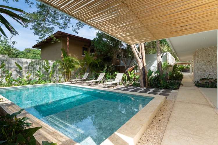Venta de residencia con Piscina Privada y Casita Independiente - Imagen 5