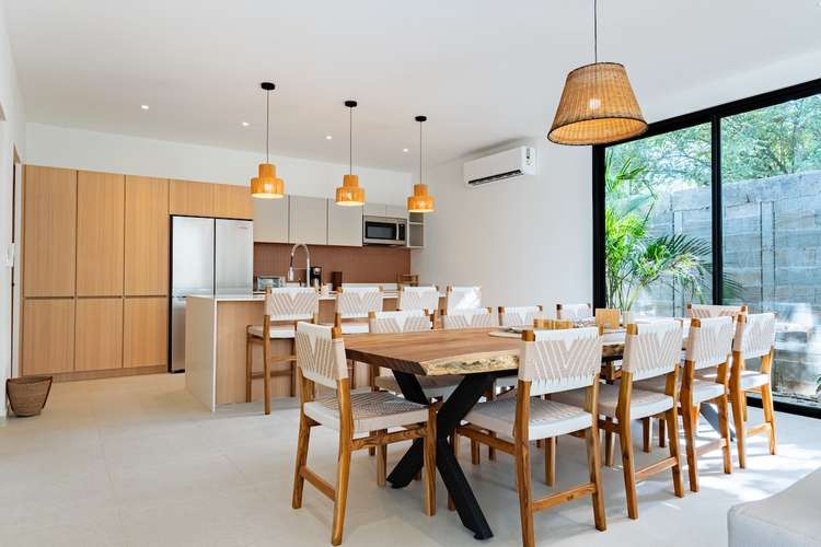 Venta de residencia con Piscina Privada y Casita Independiente - Imagen 13
