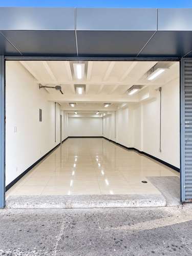 LOCAL COMERCIAL EN ALQUILER – SAN JOSÉ CENTRO | 91 m²