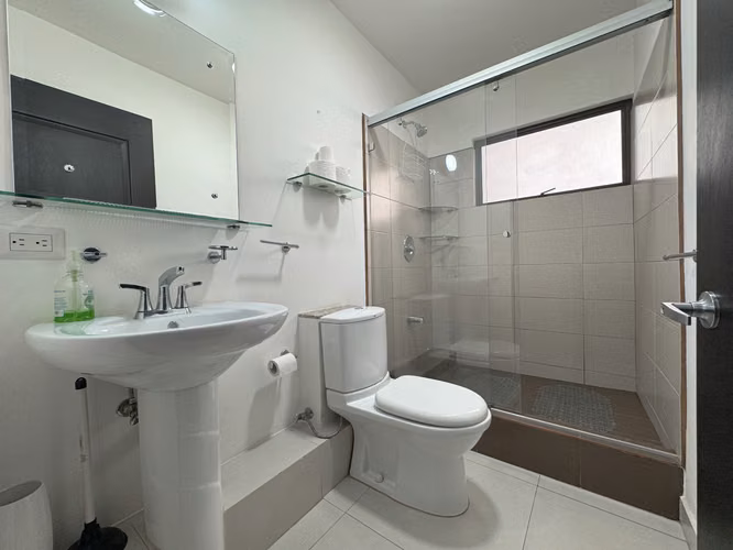 Apartamento exclusivo en alquiler / Condominio Del Este, Curridabat - Imagen 14