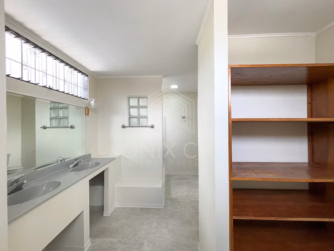 Alquiler Casa en Uruca San José | con Habitación en Primer Nivel + Jacuzzi - Imagen 17