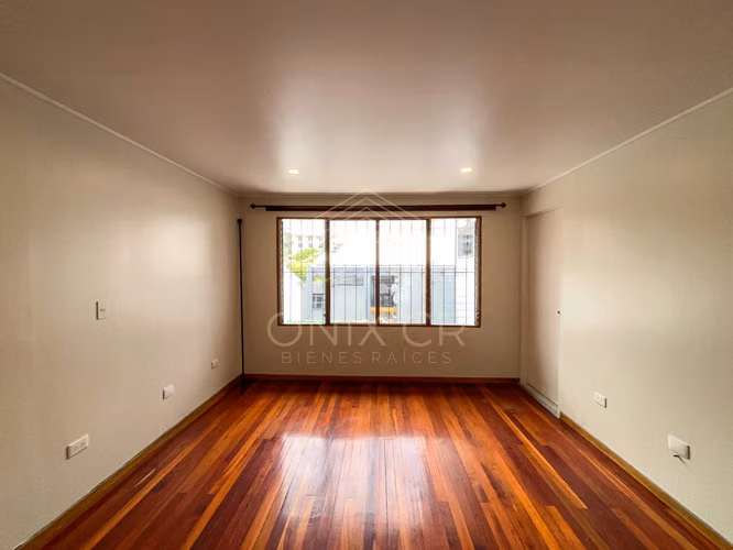 Alquiler Casa en Uruca San José | con Habitación en Primer Nivel + Jacuzzi - Imagen 14