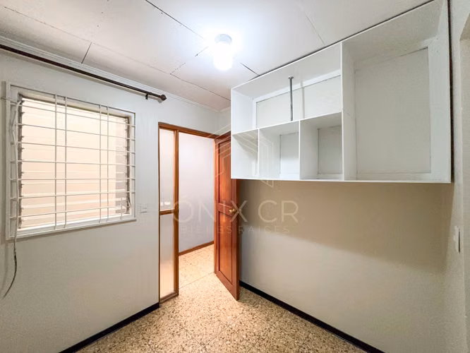 Alquiler Casa en Uruca San José | con Habitación en Primer Nivel + Jacuzzi - Imagen 10