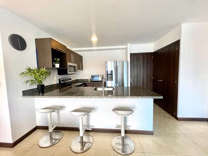 PASEO COLÓN APARTAMENTO AMOBLADO CON PARQUEO EN TORRE 70M2 DE DISEÑADOR - Imagen 11