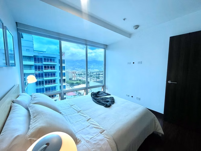 PASEO COLÓN APARTAMENTO AMOBLADO CON PARQUEO EN TORRE 70M2 DE DISEÑADOR - Imagen 16