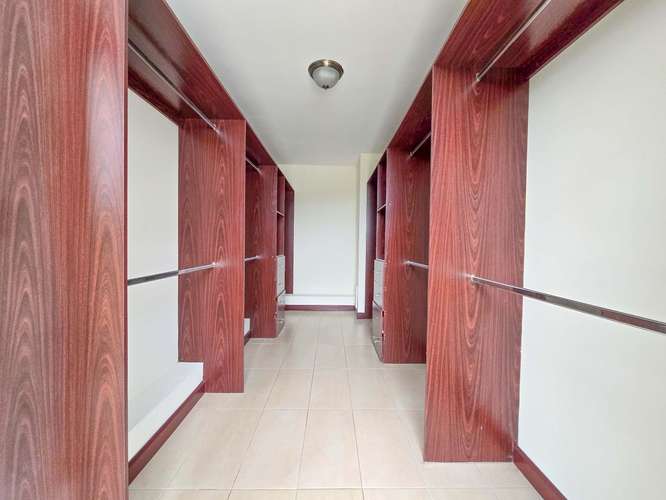 LUJOSO APARTAMENTO DE 315 M2 EN BELLO HORIZONTE ESCAZU - Imagen 18
