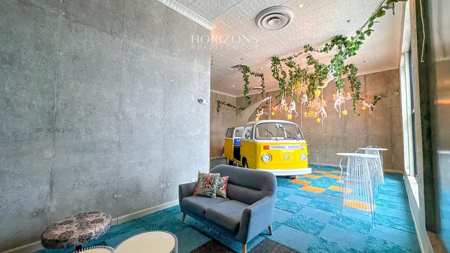 Se Alquila Apartamento Tipo Estudio Amueblado en URBN Escalante con Vista a las Montañas NJA1458JB - Imagen 10