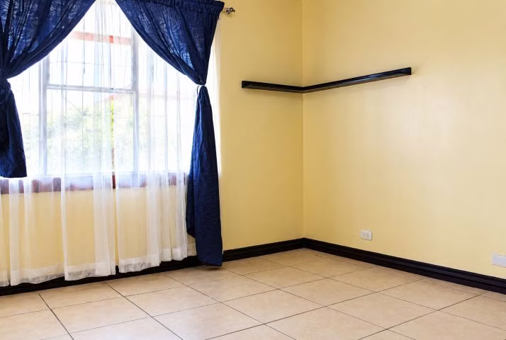 AMPLIA CASA EN ROHRMOSER. - Imagen 16