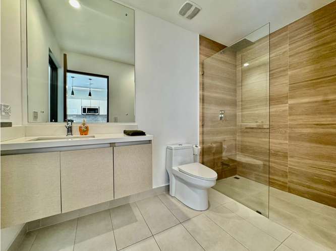 Amplio apartamento en Guachipelín, Escazú - Imagen 7