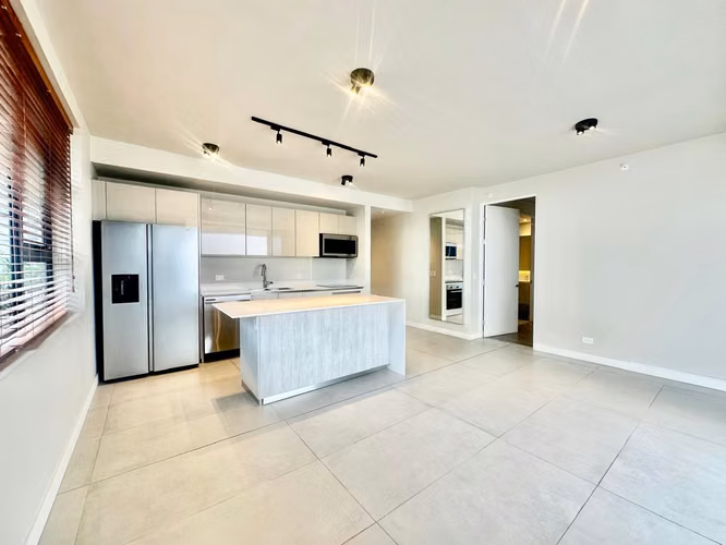Apartamento en Nunciatura de 3 habitaciones incluye Electrodomésticos y Vista - Imagen 2