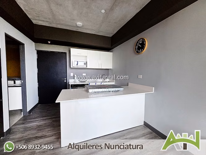 Apartamento amueblado en Secrt Sabana piso alto + AC - Imagen 3