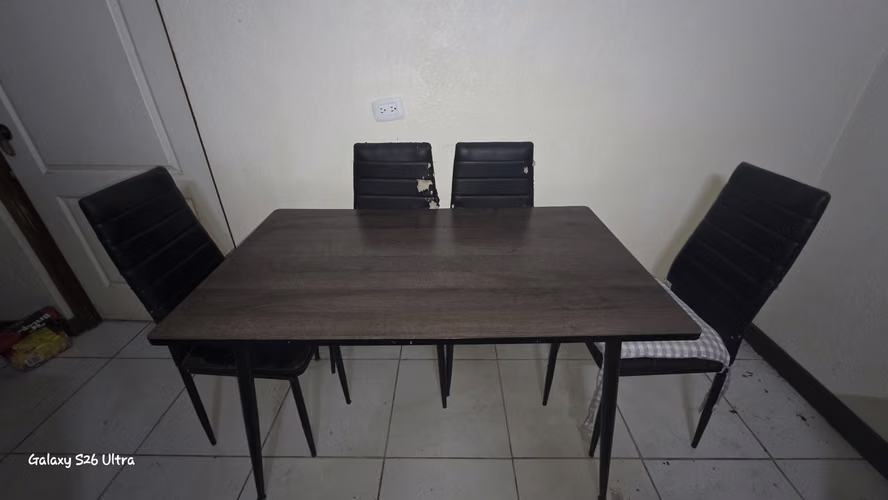 Dining room - negotiable