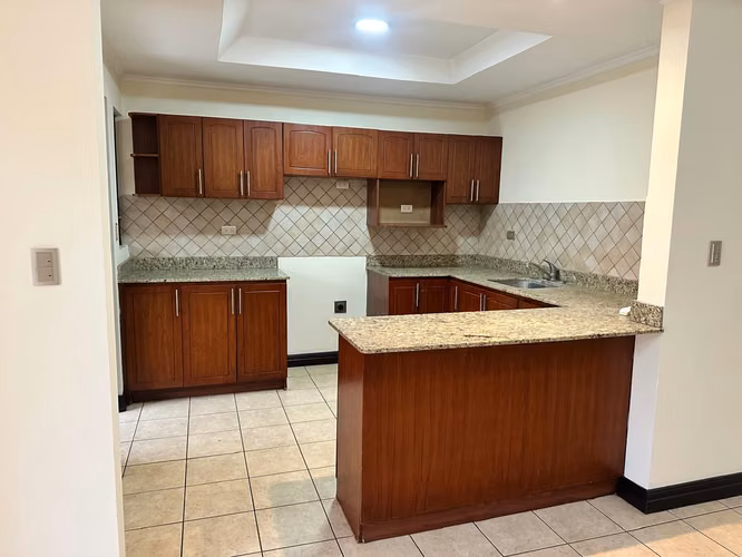 Venta de casa en condominio en Santa Ana centro  - Imagen 8