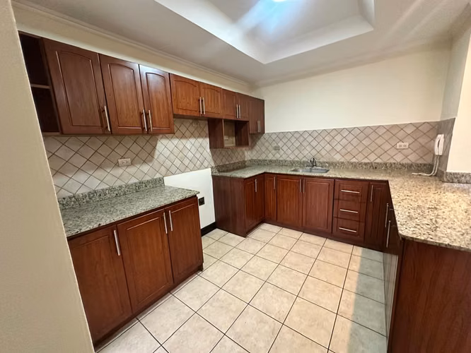 Venta de casa en condominio en Santa Ana centro  - Imagen 6