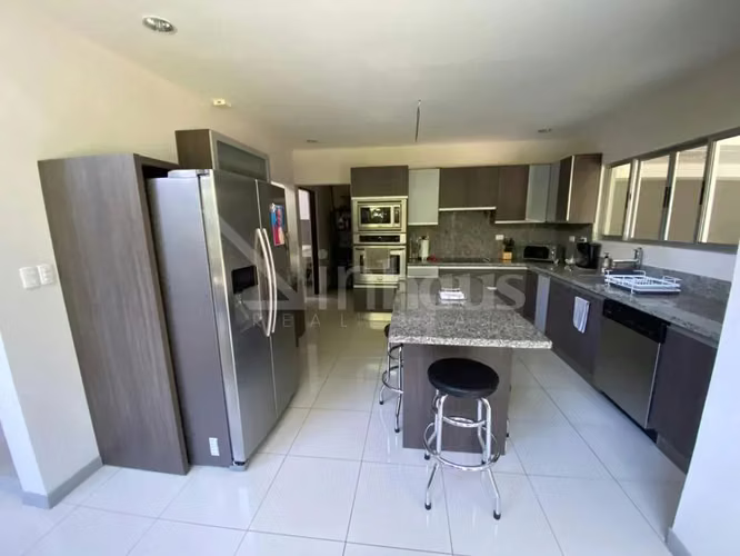  Alquiler de Casa amueblada en Condominio Ciudad Colón - Imagen 2