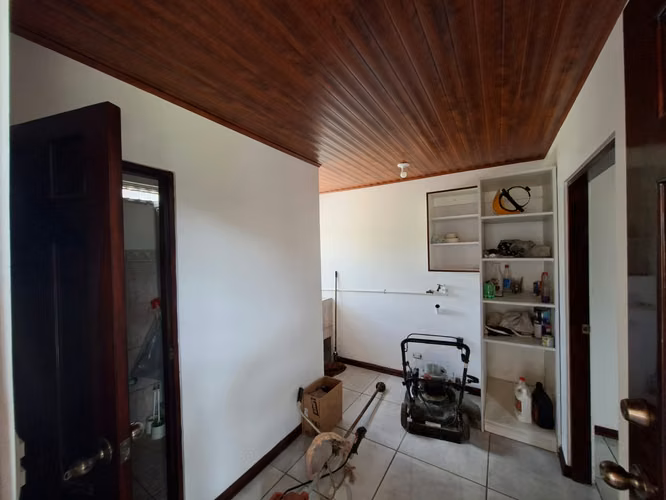 Venta de Casa Independiente una sola planta con amplio jardín en Santa Ana - Imagen 19